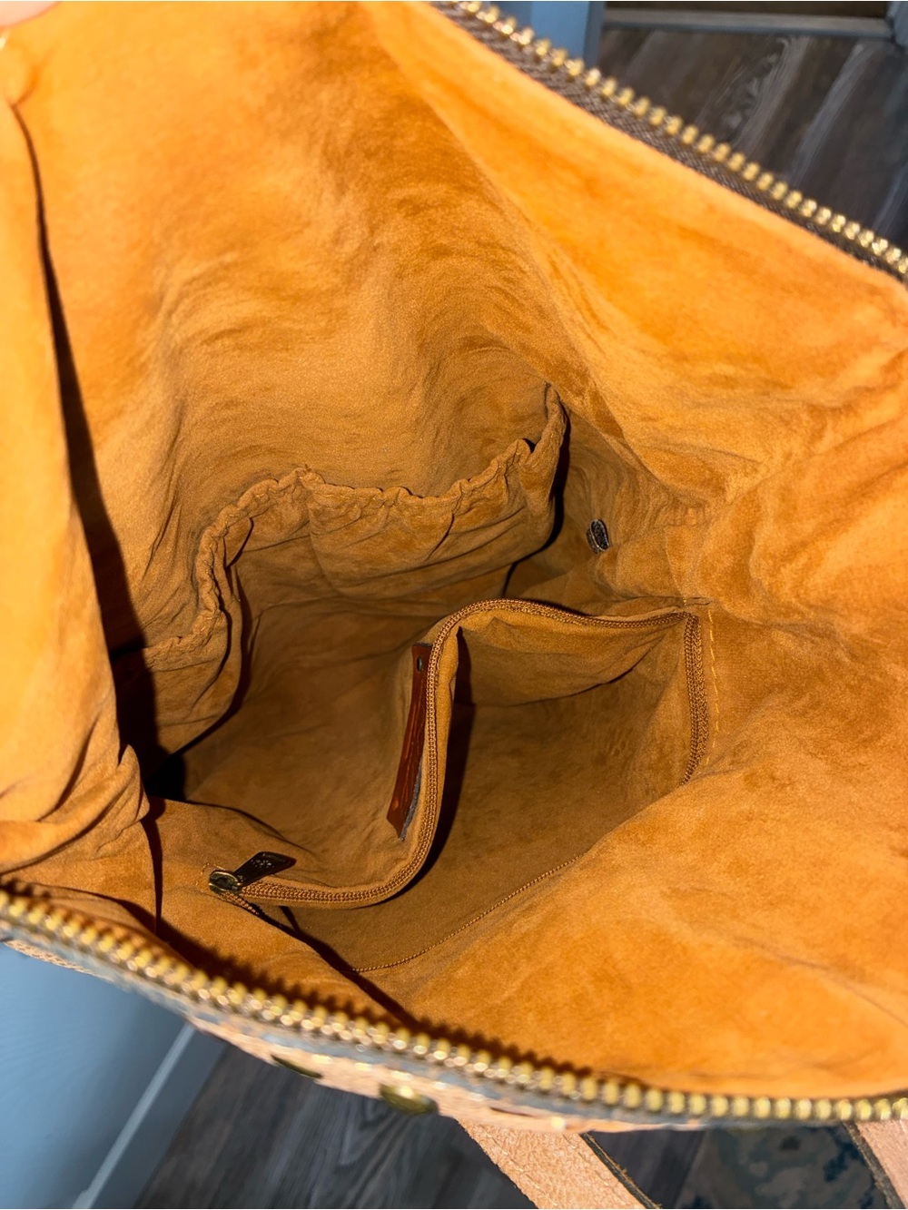 Patricia Nash Blush Tan Leather Convertible Bag with Tassel - Picture 11 of 12